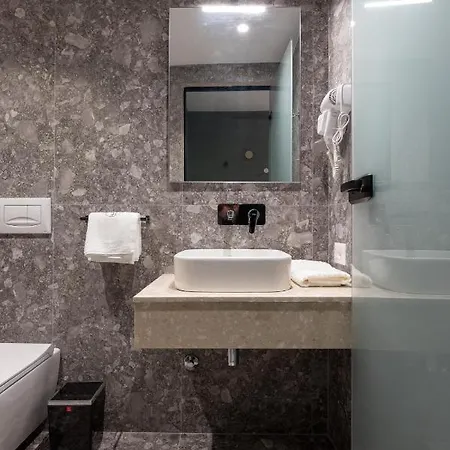 Apartmán & Pool - 365