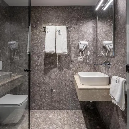 & Pool - 365 Apartmán