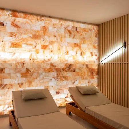 & Pool - 365 Apartment *