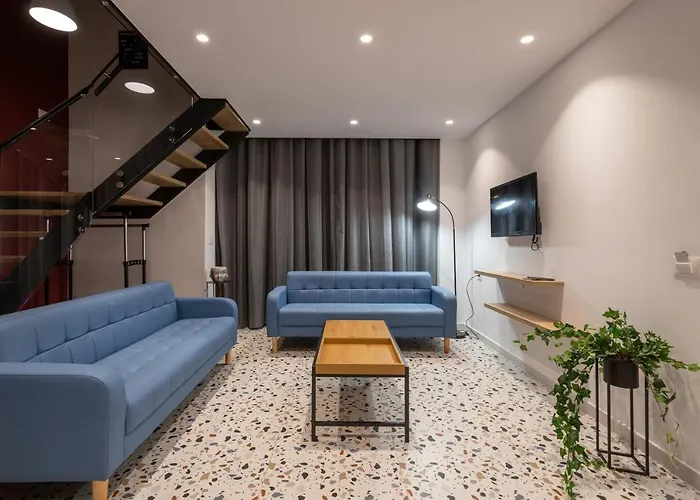 Apartment & Pool - 365 Tirana