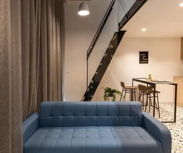 & Pool - 365 Appartement Tirana