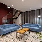 & Pool - 365 Apartment