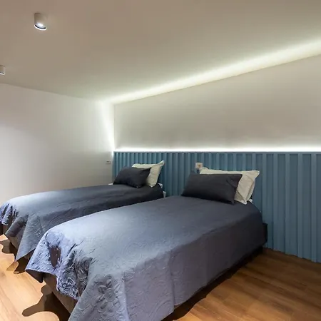 & Pool - 365 * Tirana