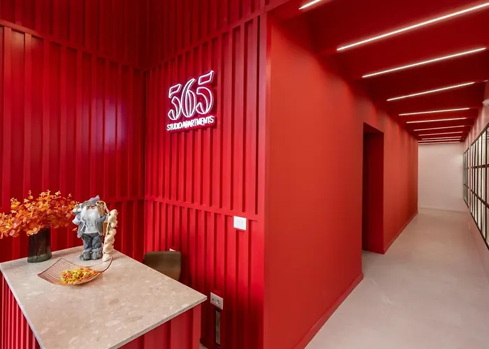 Appartement & Pool - 365