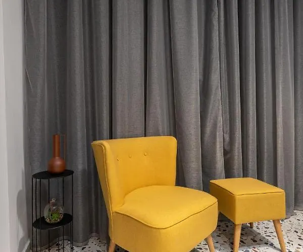 & Pool - 365 * Tiran