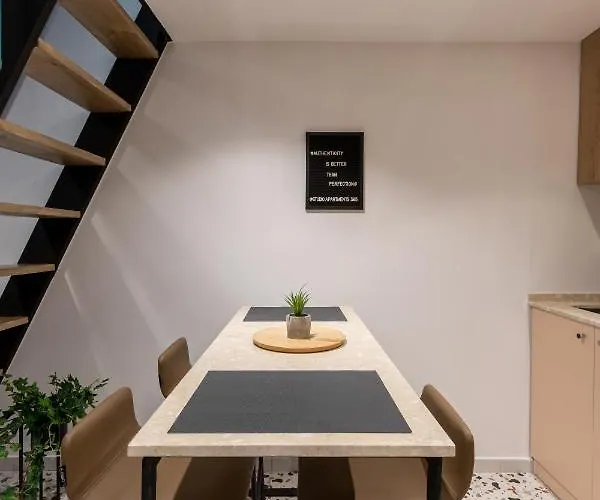 & Pool - 365 Appartement