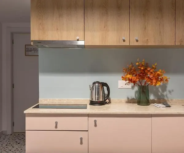 Daire & Pool - 365 *